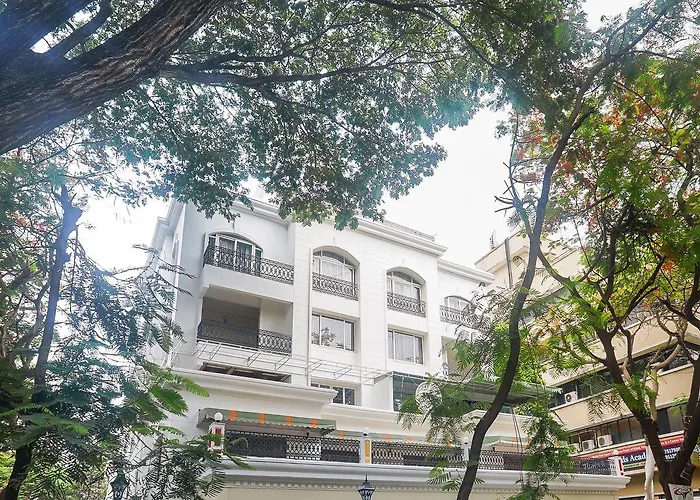 Oyo 14438 Bel Air Hotel